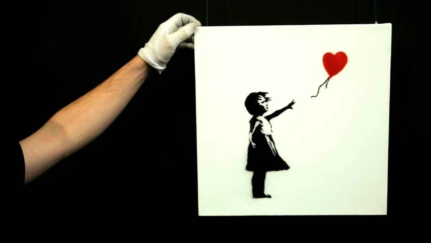 Banksy'nin sanat galerisinden çalınan 'Kırmızı Balonlu Kız'ı bulundu