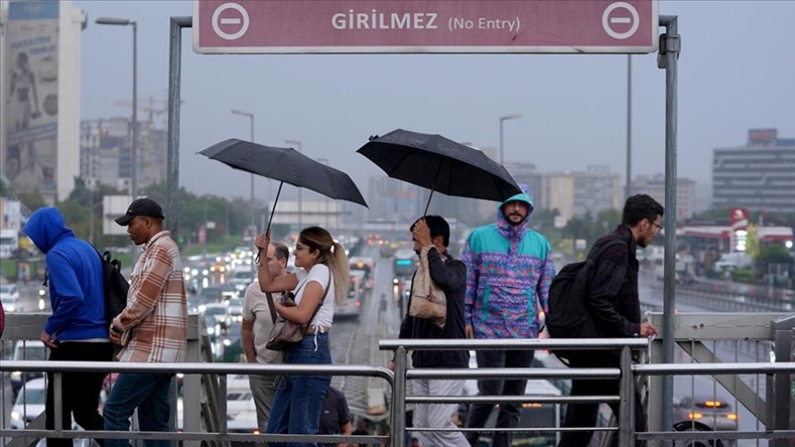 İstanbul'da yağış etkili oluyor