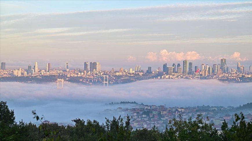 İstanbul'da bu sabah sis  var! Bazı vapur seferleri iptal edildi