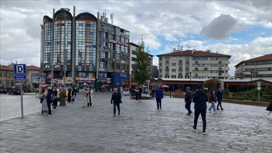 Sivas'ta 10  dakika arayla iki deprem