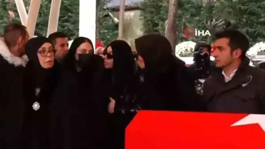 Ferdi Tayfur'un eski eşi Necla Nazır'dan açıklama: İnsanlar yaşadığımız şeyin iç yüzünü bilmiyorlar