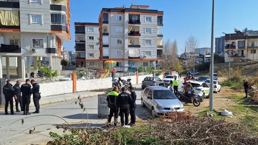 Mersin’de kan donduran cinayet: Polis memuru, ailesini suçlayıp 5 kişiyi katletti